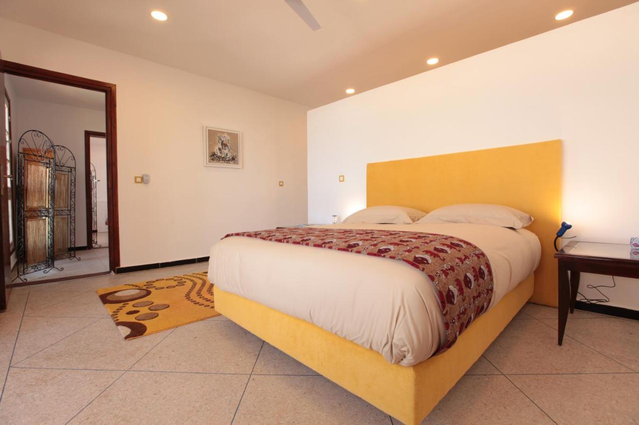 La Maison Jaune Dakhla Maison D'Hotes Exterior foto